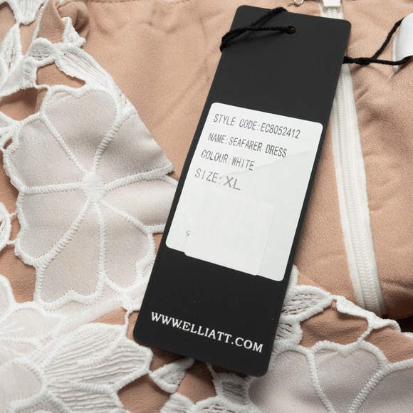 Elliatt Seafarer White Lace Halter Neck Mini Dress XL - Picture 7 of 15